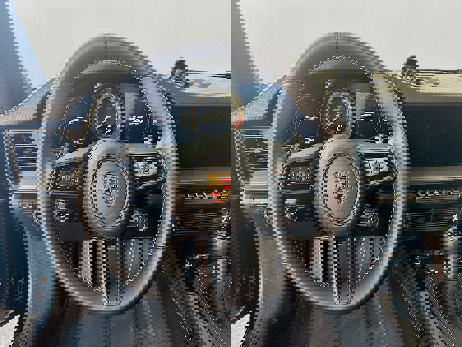 Used 2022 Porsche 911 GT3 image 12