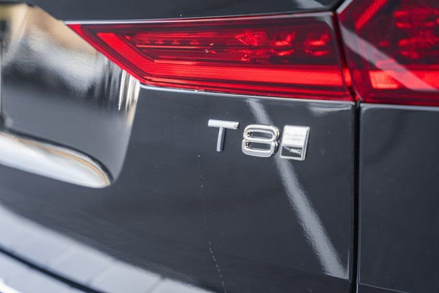 New 2026 Volvo XC60 T8 Plus w/ Protection Package Premier image 7