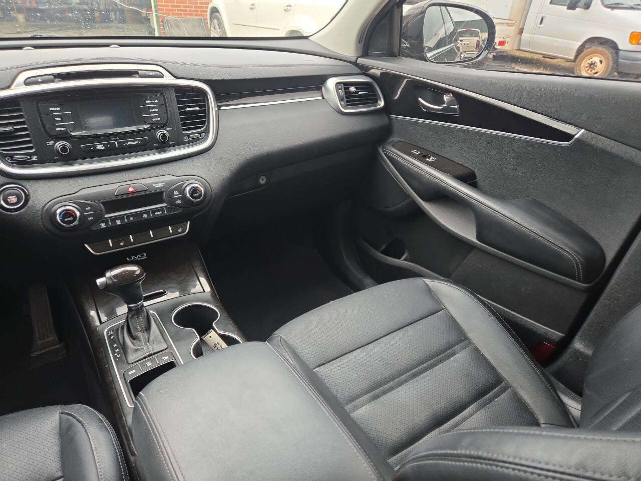 Used 2016 Kia Sorento EX w/ EX Premium Package image 10