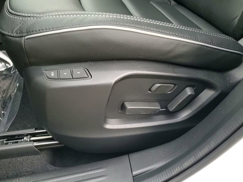 New 2025 MAZDA CX-5 AWD 2.5 S w/ Preferred Package image 13