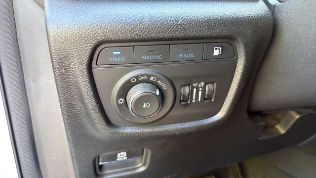 Used 2024 Jeep Grand Cherokee Limited 4xe AWD/4WD image 20