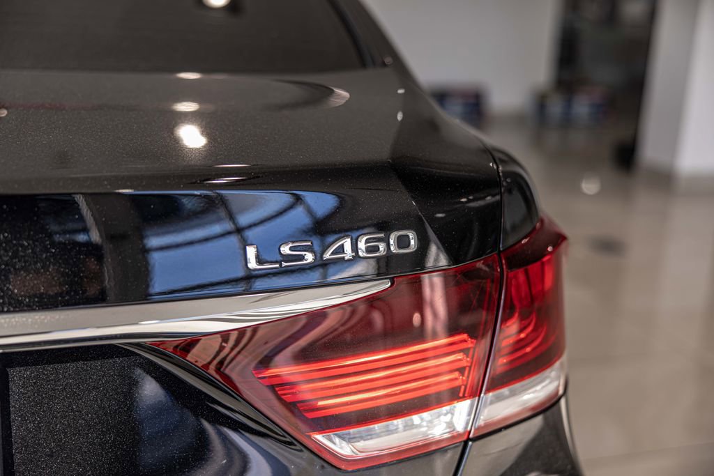 Used 2017 Lexus LS 460 w/ Comfort Package image 15