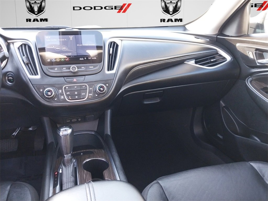 Used 2020 Chevrolet Malibu Premier image 9