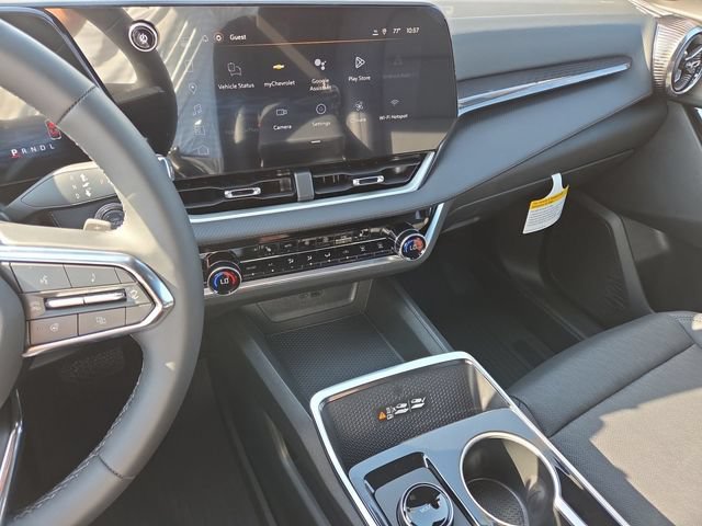 New 2026 Chevrolet Equinox LT w/ Convenience Package II FWD image 13