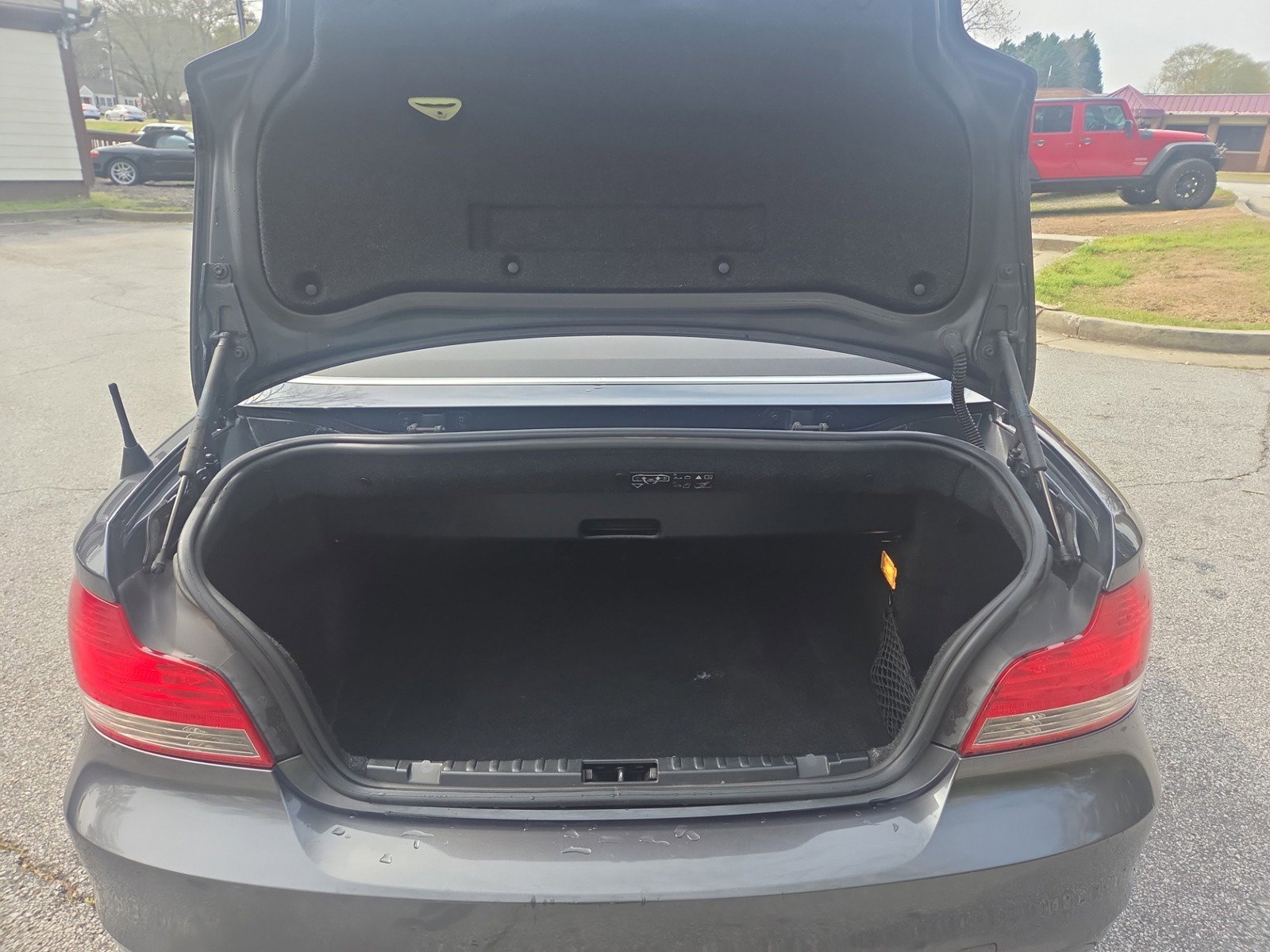 Used 2008 BMW 135i Convertible image 13