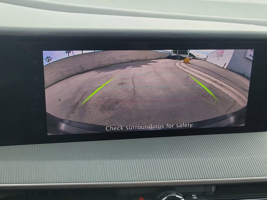 Used 2025 Nissan Murano SV image 10