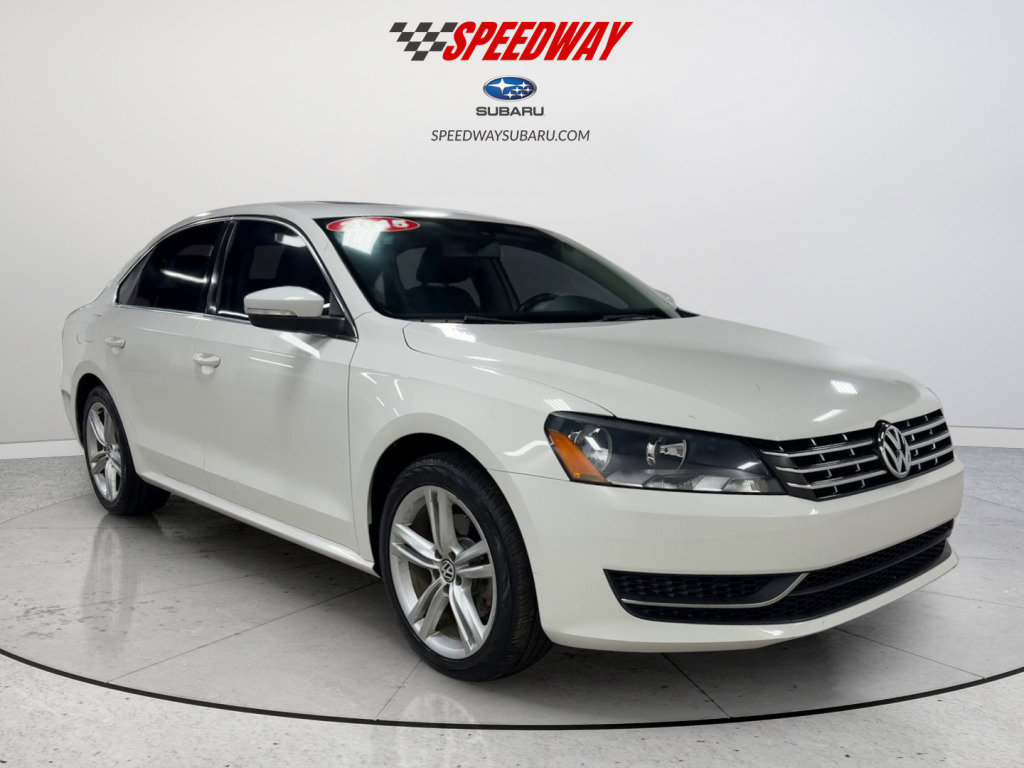 Used 2015 Volkswagen Passat TDI SE image 2
