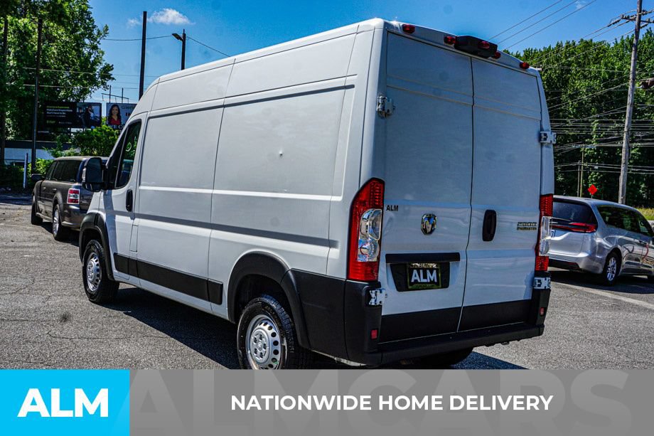 Used 2025 RAM ProMaster 2500 w/ Convenience Group FWD image 4