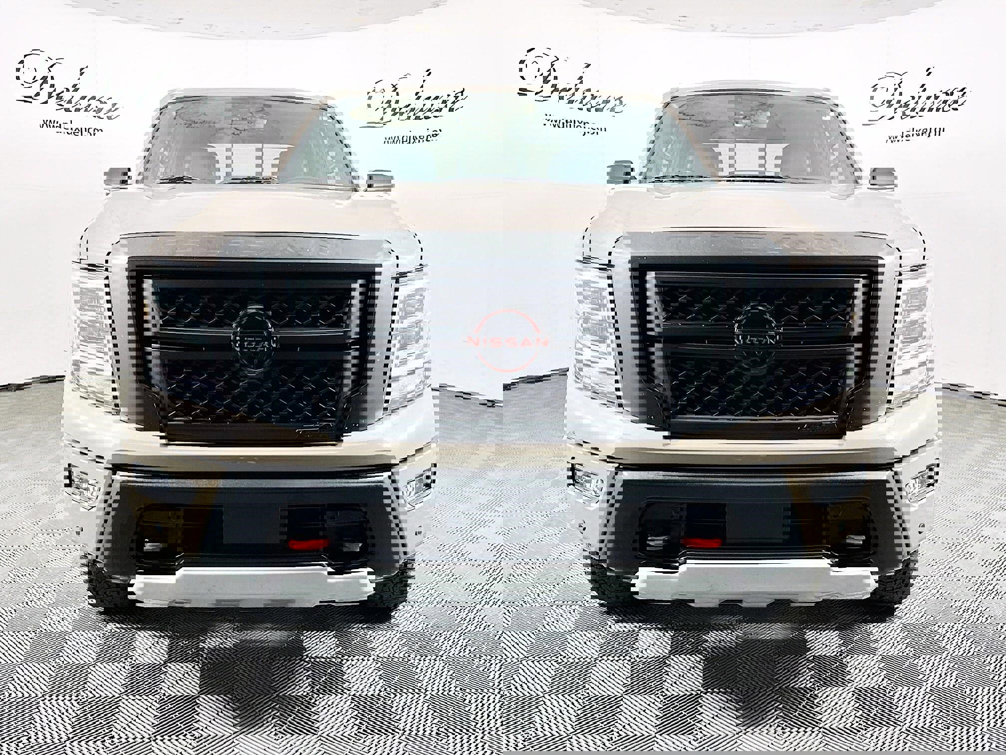 Used 2024 Nissan Titan PRO-4X w/ Pro-4x Convenience Package image 2