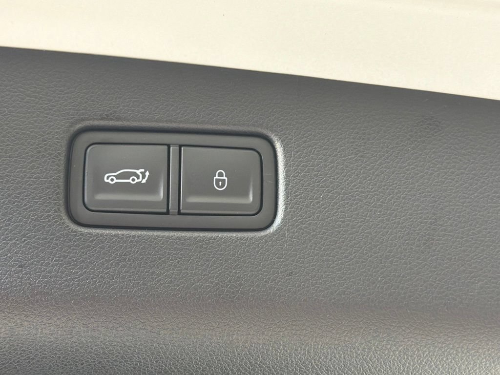 New 2027 Genesis GV70 2.5T Advanced AWD/4WD image 24