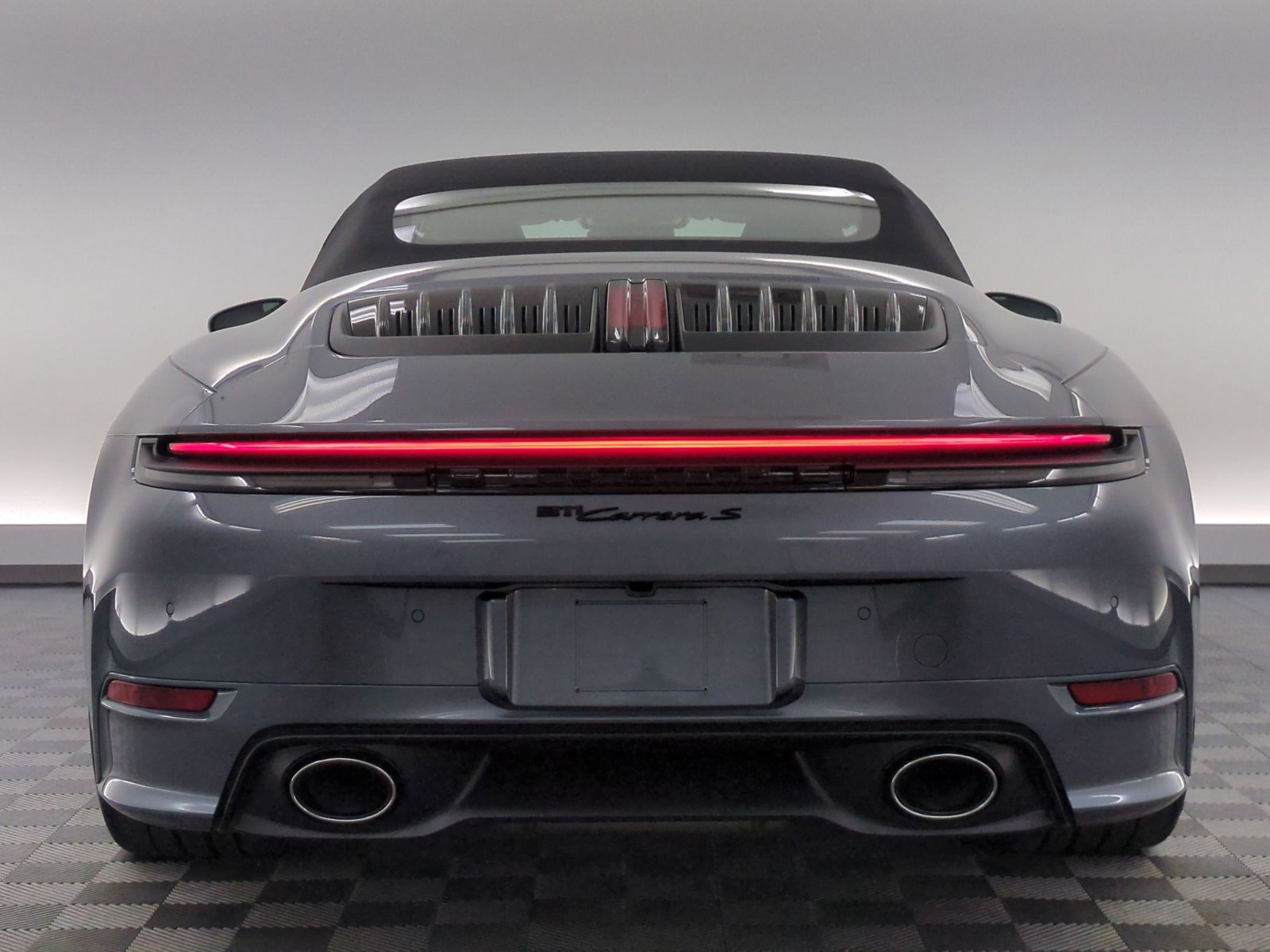 Used 2026 Porsche 911 Carrera S RWD image 11