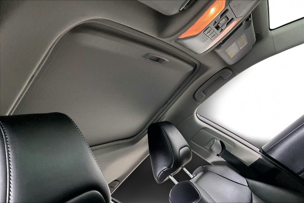 Used 2021 Toyota RAV4 XLE Premium image 27