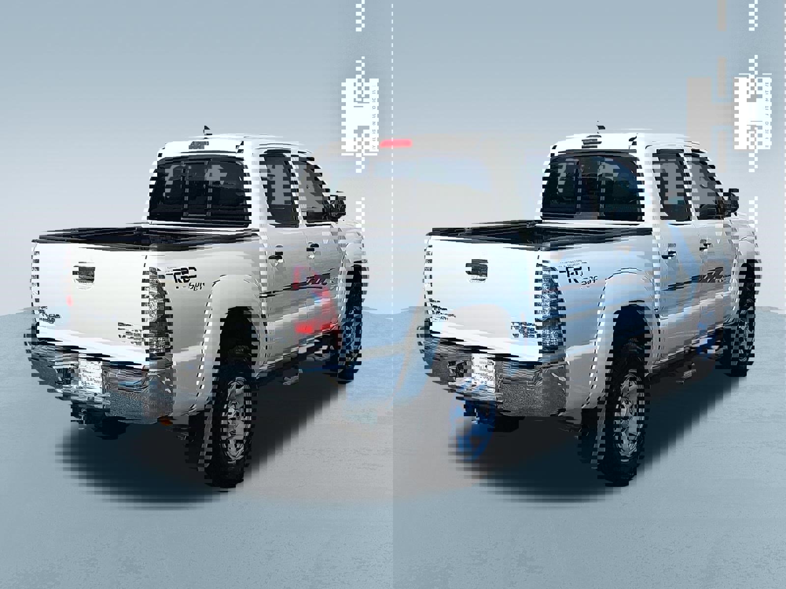 Used 2015 Toyota Tacoma PreRunner w/ SR5 Package RWD image 2