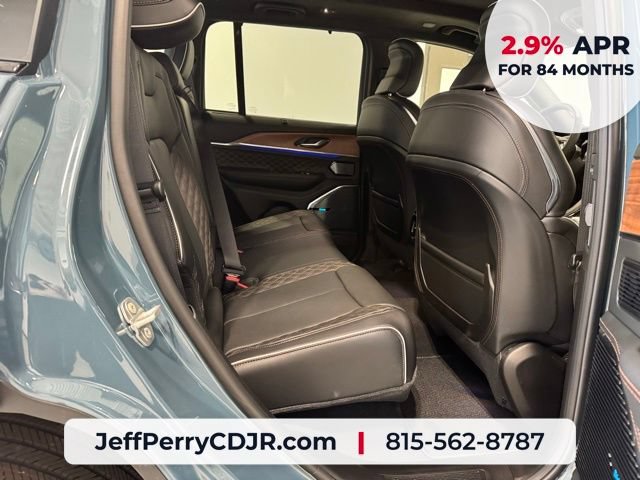 New 2026 Jeep Grand Cherokee Summit w/ Obsidian Package AWD/4WD image 26