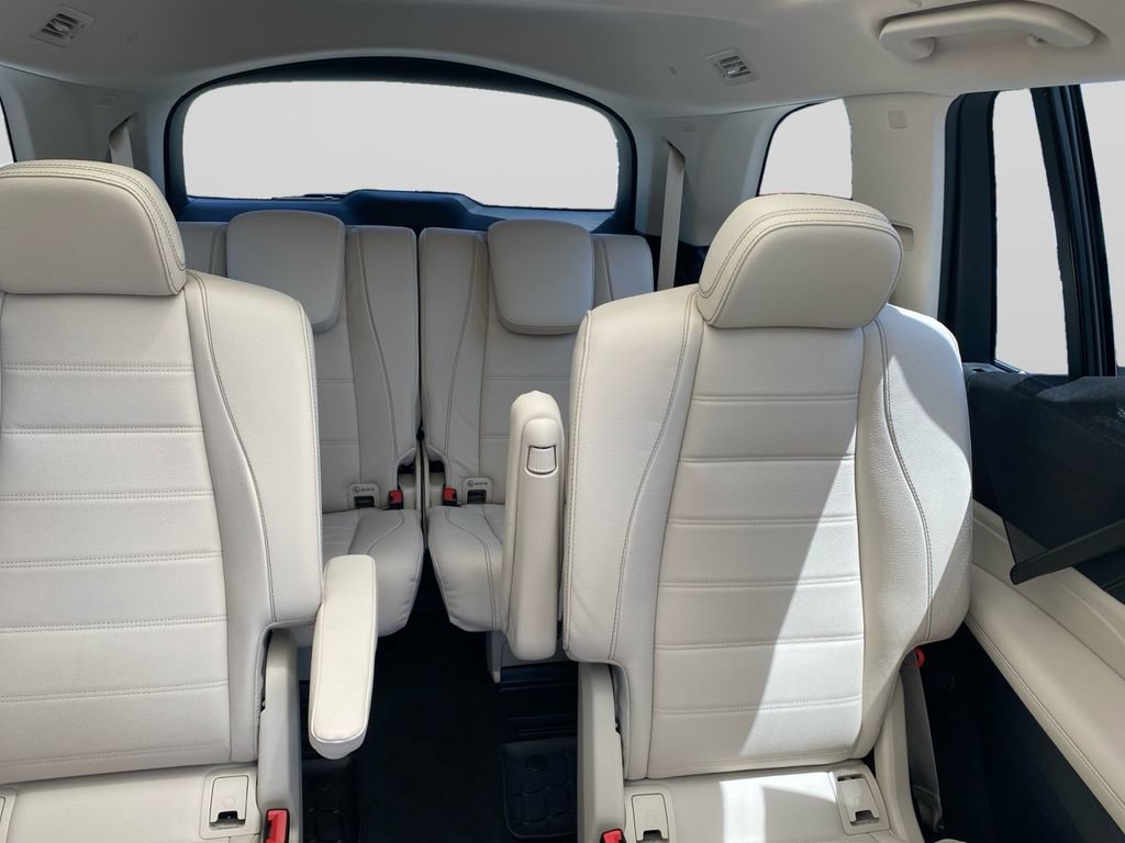Used 2022 Mercedes-Benz GLS 450 4MATIC image 12