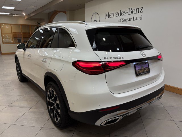 New 2026 Mercedes-Benz GLC 350e 4MATIC image 3