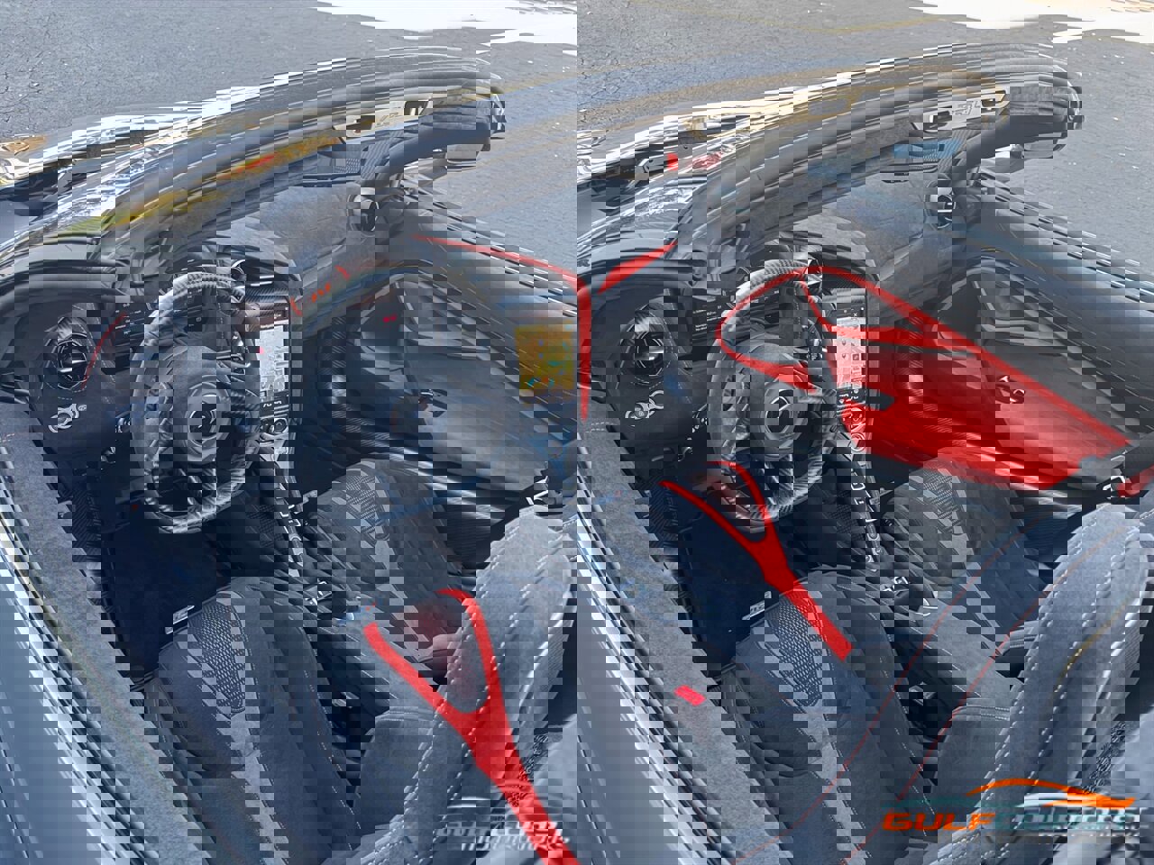 Used 2022 McLaren 765LT image 2