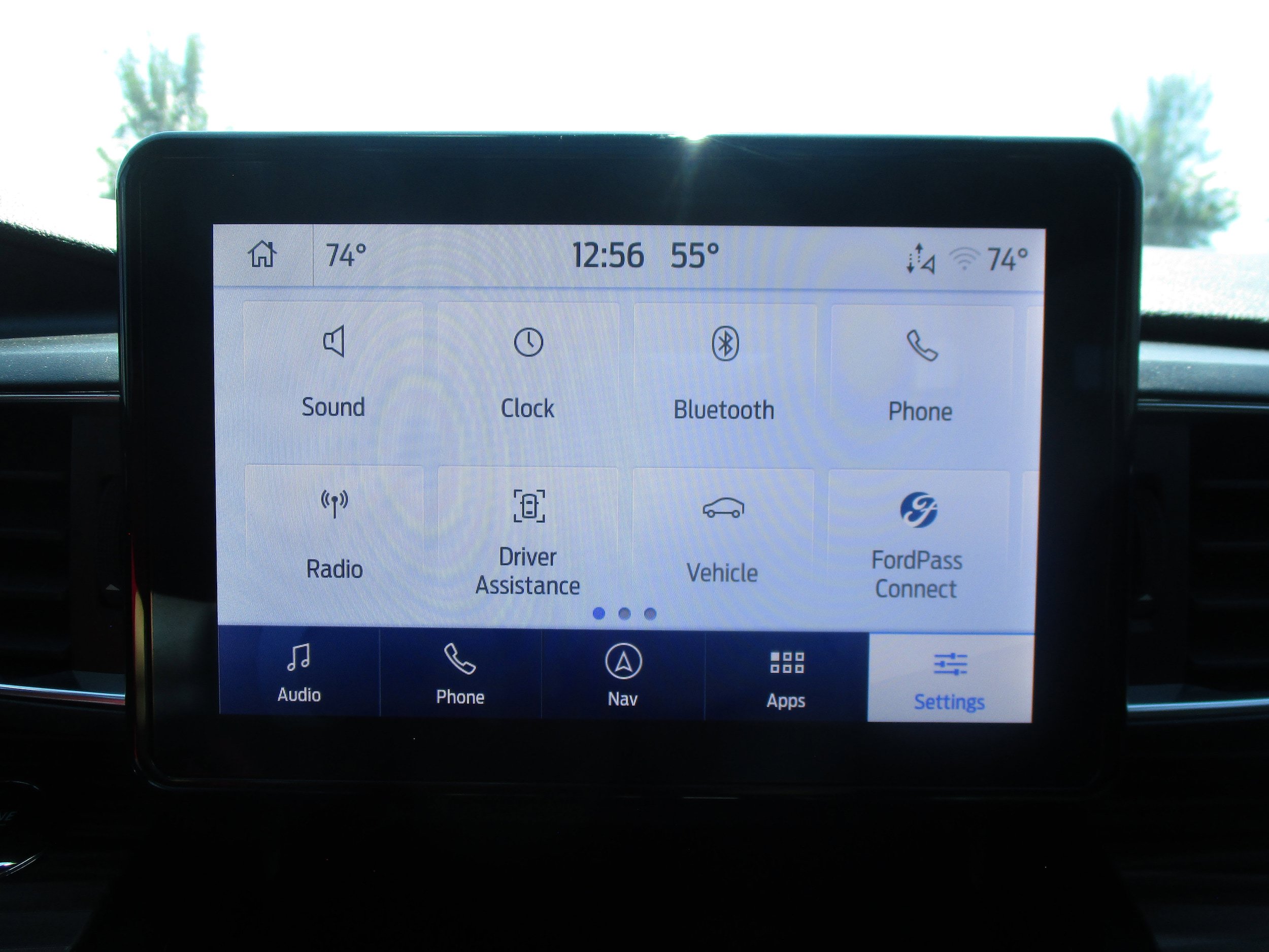 Used 2022 Ford Explorer Limited w/ Hybrid Equipment Group 310A AWD/4WD image 28