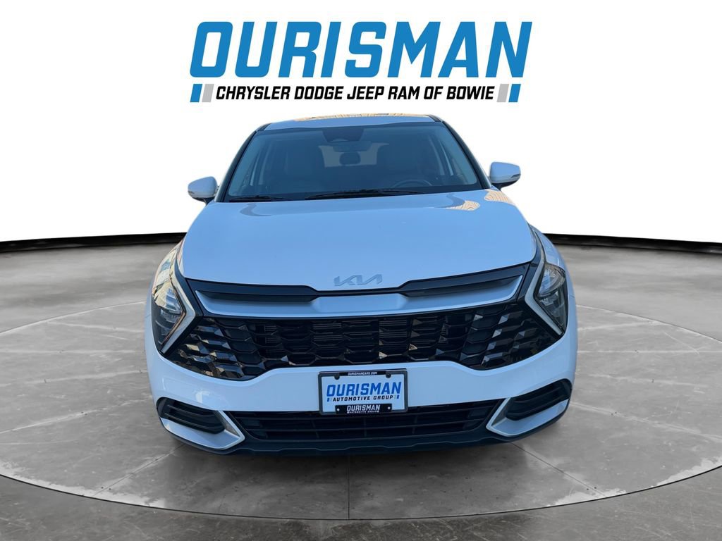 Used 2023 Kia Sportage EX image 8