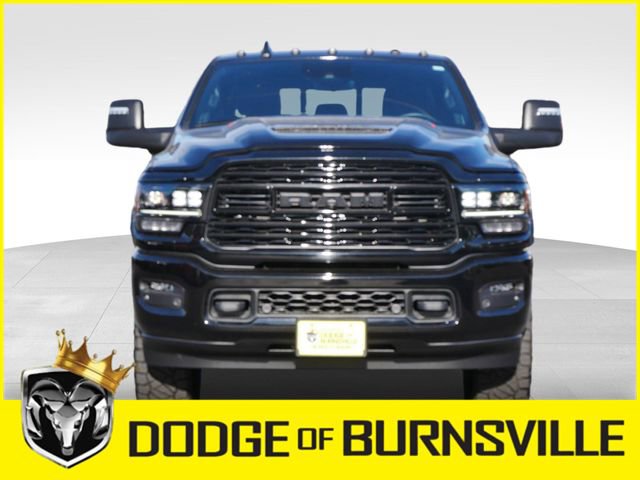 Used 2024 RAM 3500 Limited image 2