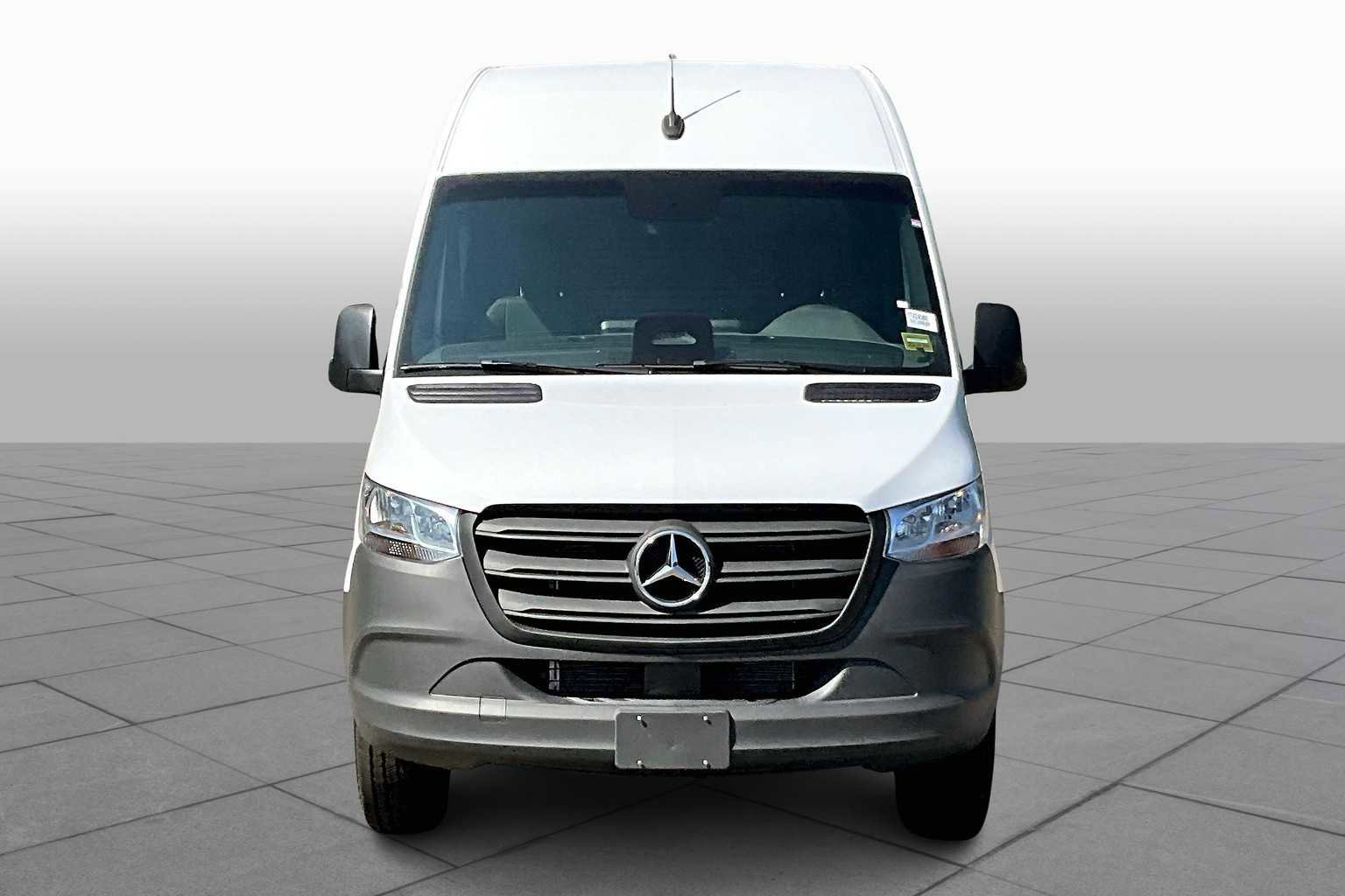 New 2025 Mercedes-Benz Sprinter 2500 image 2