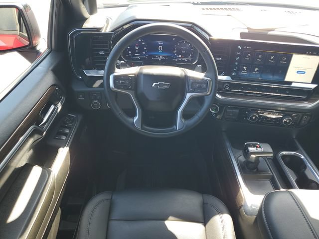 Certified 2024 Chevrolet Silverado 1500 RST AWD/4WD image 16