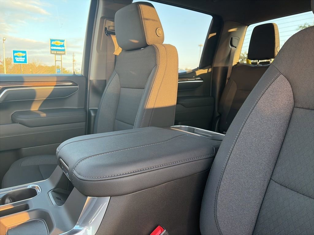 New 2026 Chevrolet Silverado 1500 RST w/ Dark Appearance Package image 17