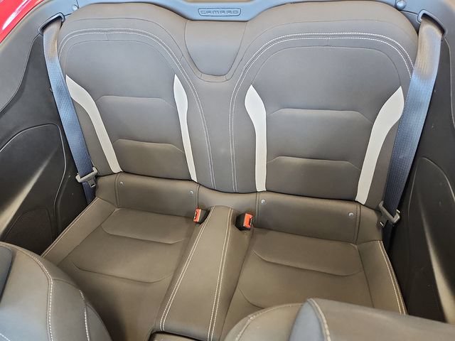 Used 2018 Chevrolet Camaro SS RWD image 10