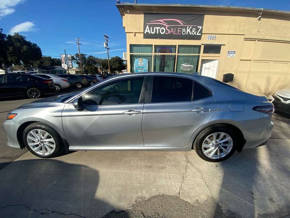 Used 2024 Toyota Camry LE image 8