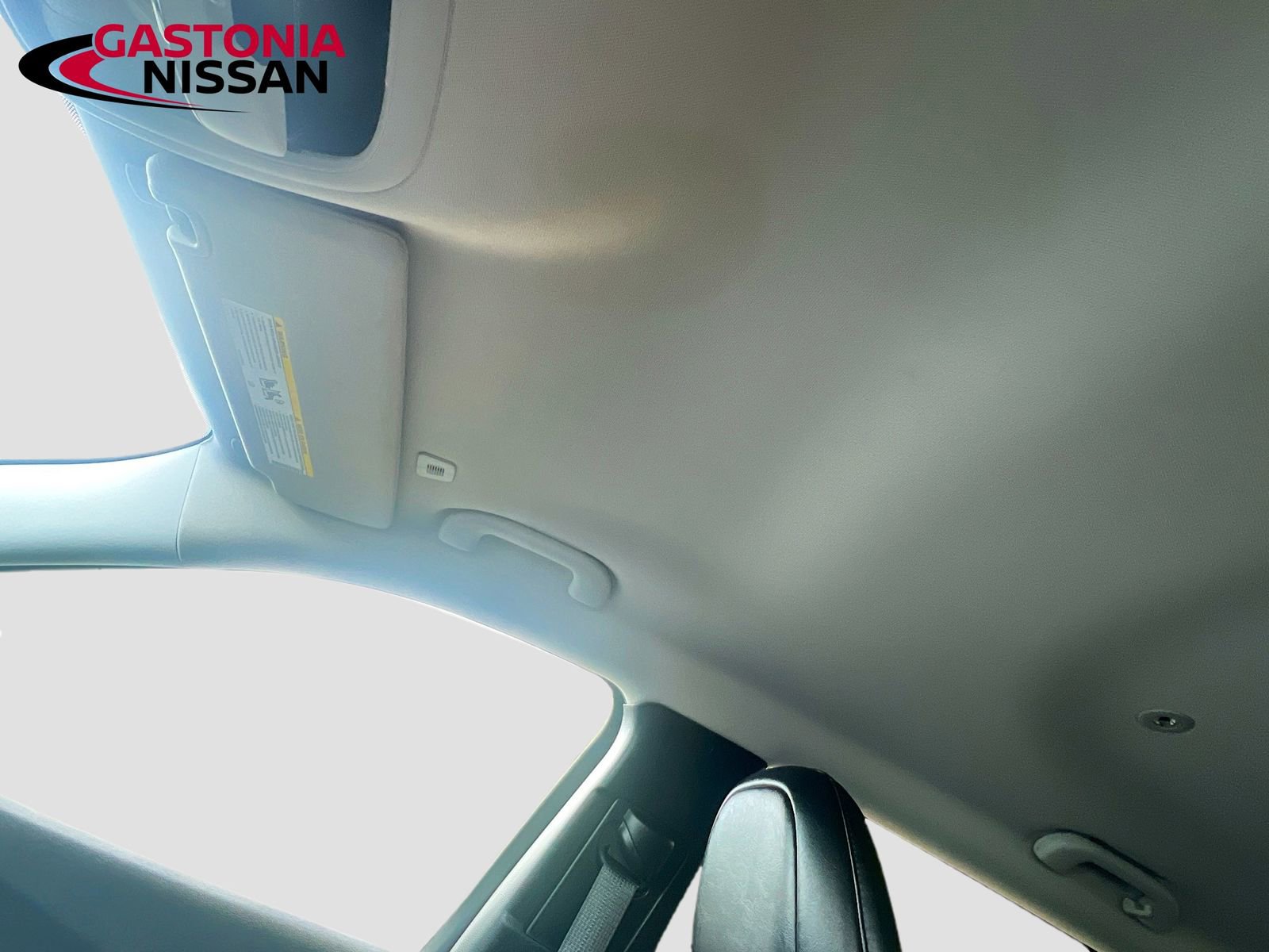 Used 2019 Jeep Cherokee Latitude Plus w/ Cold Weather Group image 27