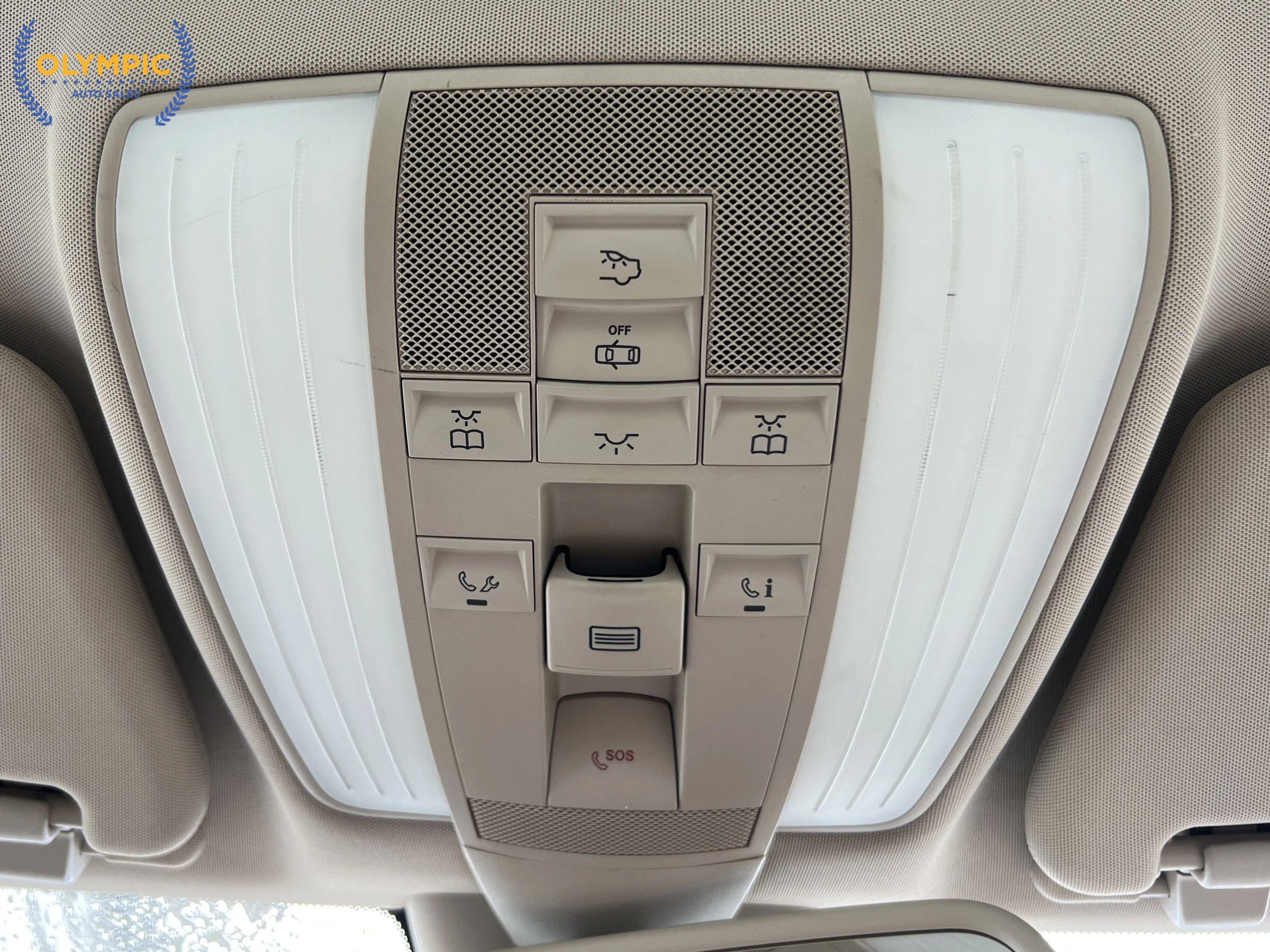 Used 2015 Mercedes-Benz E 350 4MATIC Sedan w/ Premium 1 Package image 38