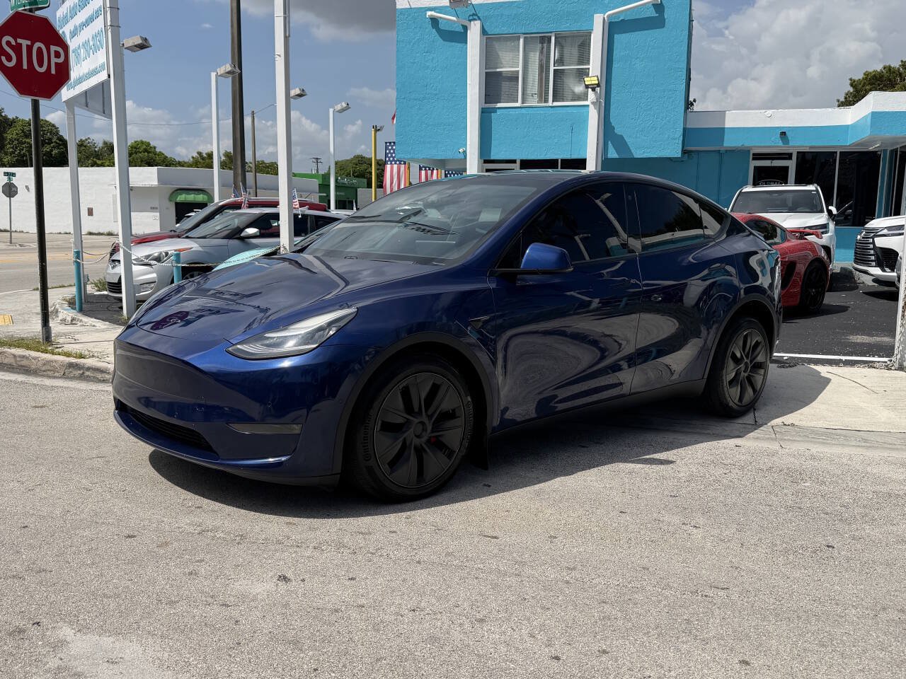 Used 2020 Tesla Model Y Long Range AWD/4WD image 2