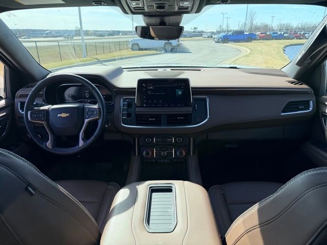 Used 2023 Chevrolet Suburban High Country image 6
