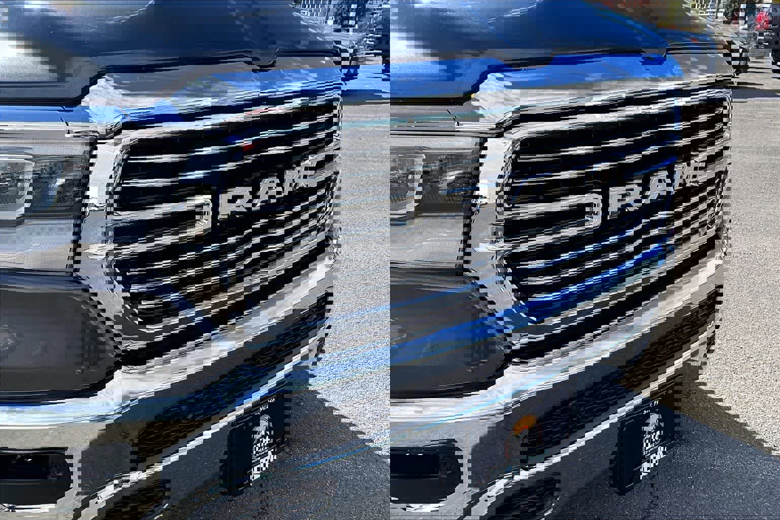 Used 2024 RAM 1500 Laramie image 33