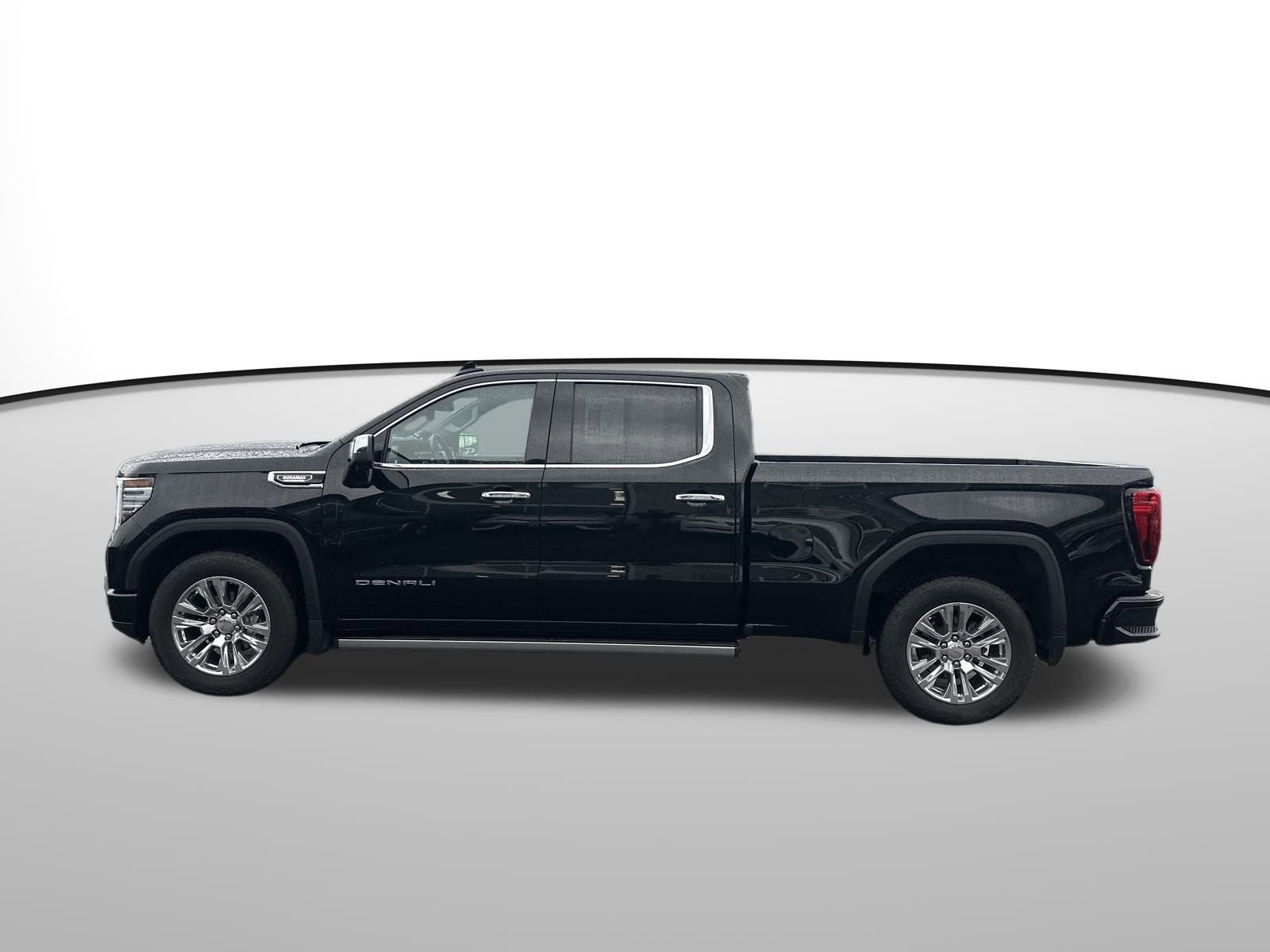 Used 2022 GMC Sierra 1500 Denali image 2