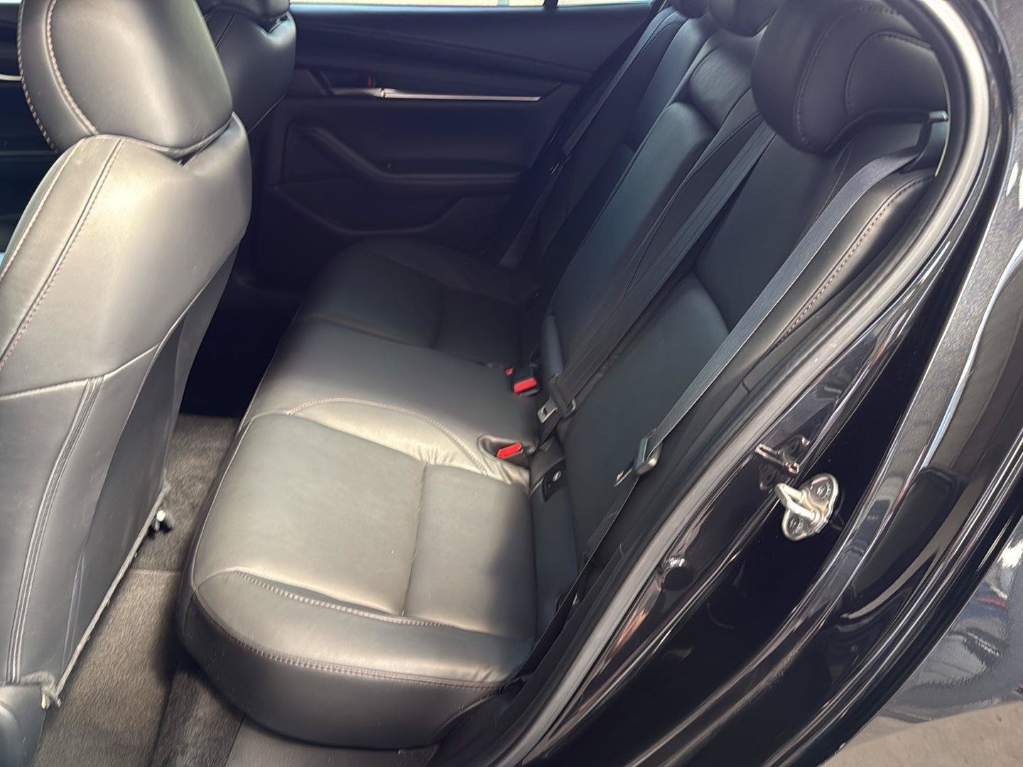 Used 2024 MAZDA MAZDA3 s FWD image 26
