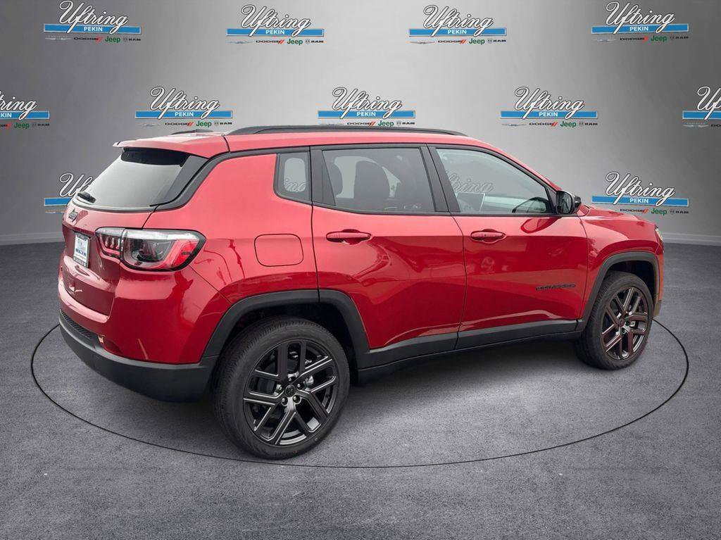 New 2026 Jeep Compass Latitude image 3