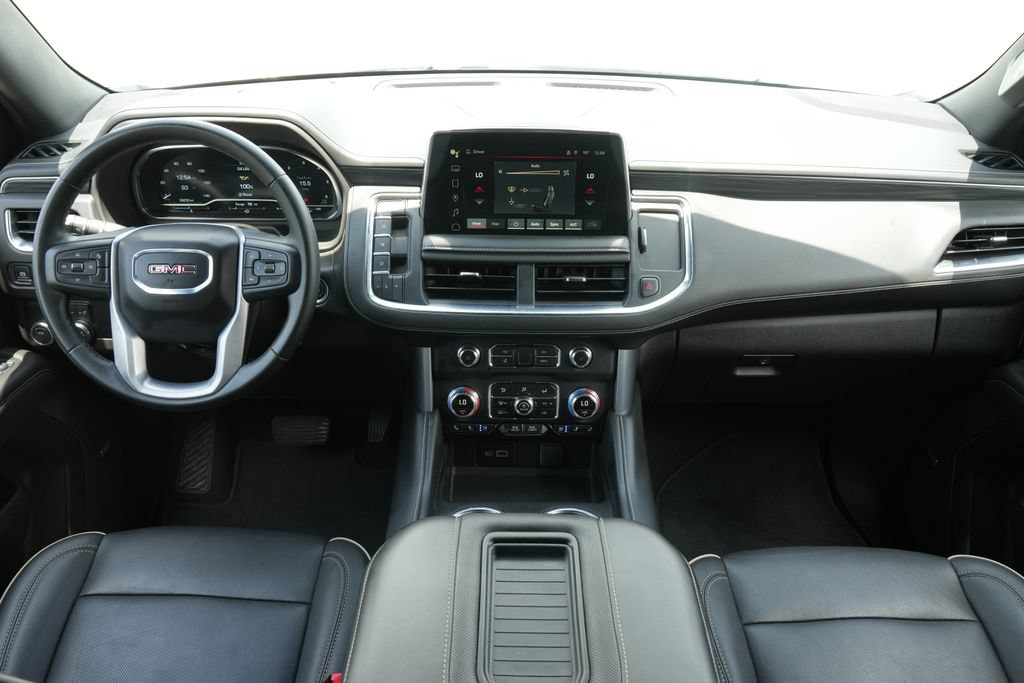 Used 2024 GMC Yukon SLT RWD image 5