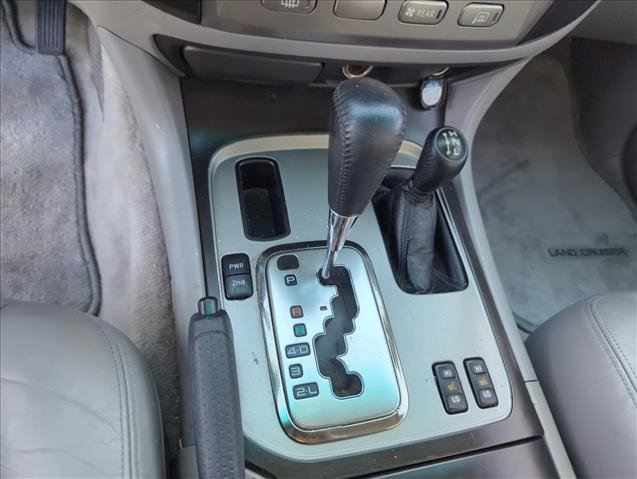 Used 2003 Toyota Land Cruiser AWD/4WD image 18
