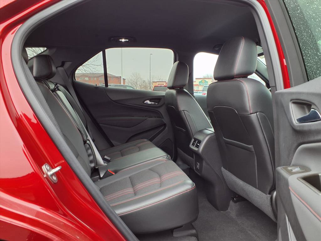 Used 2023 Chevrolet Equinox RS w/ LPO, Floor Liner Package image 19