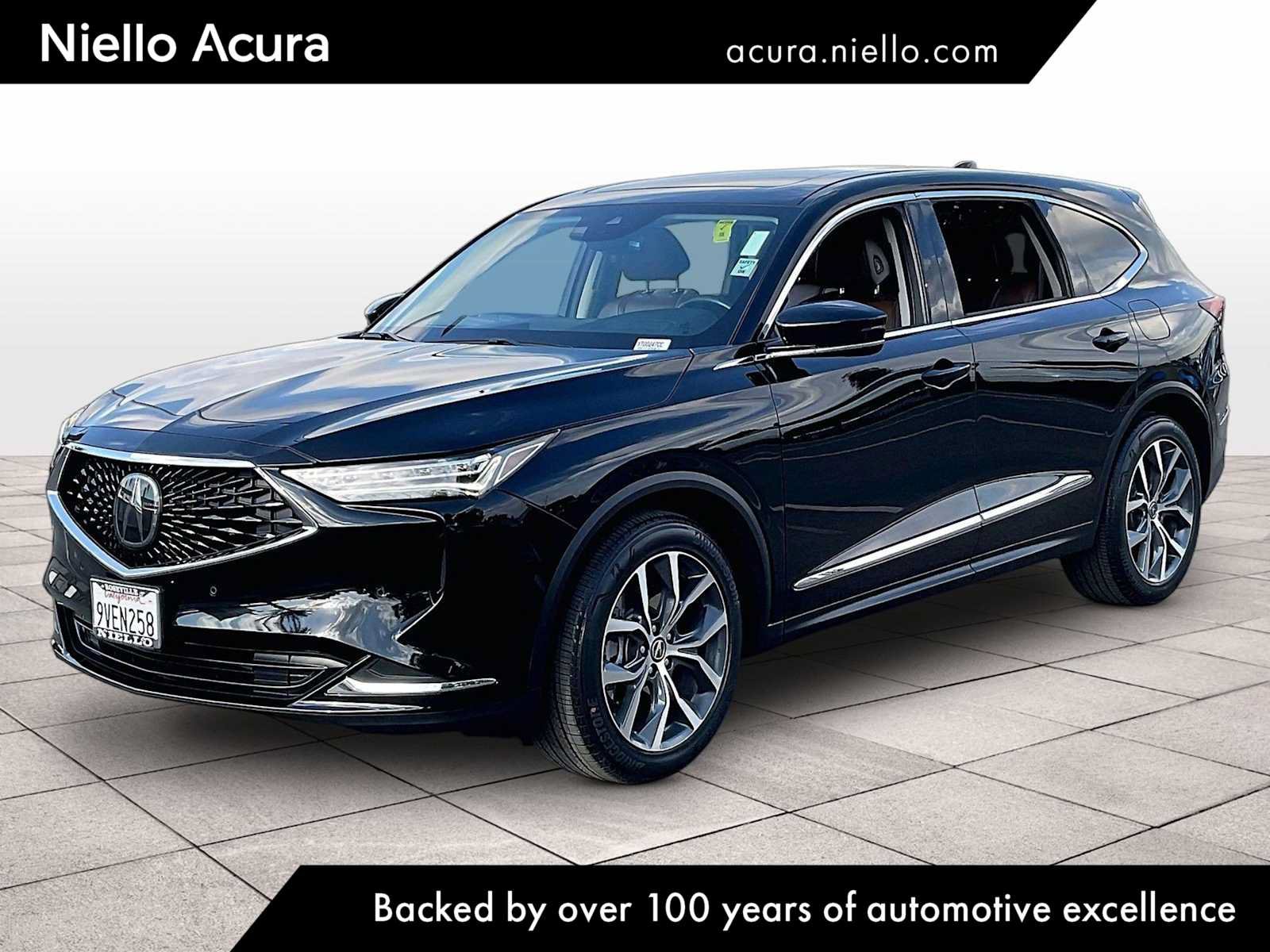 Used 2023 Acura MDX w/ Technology Package AWD/4WD image 1