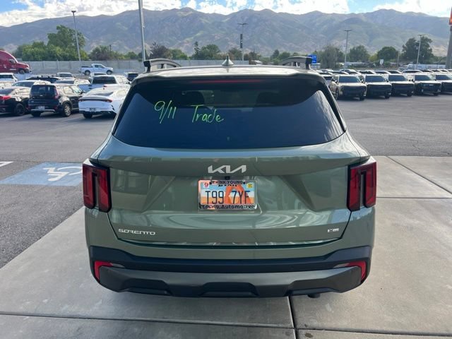 Used 2024 Kia Sorento SX AWD/4WD image 6