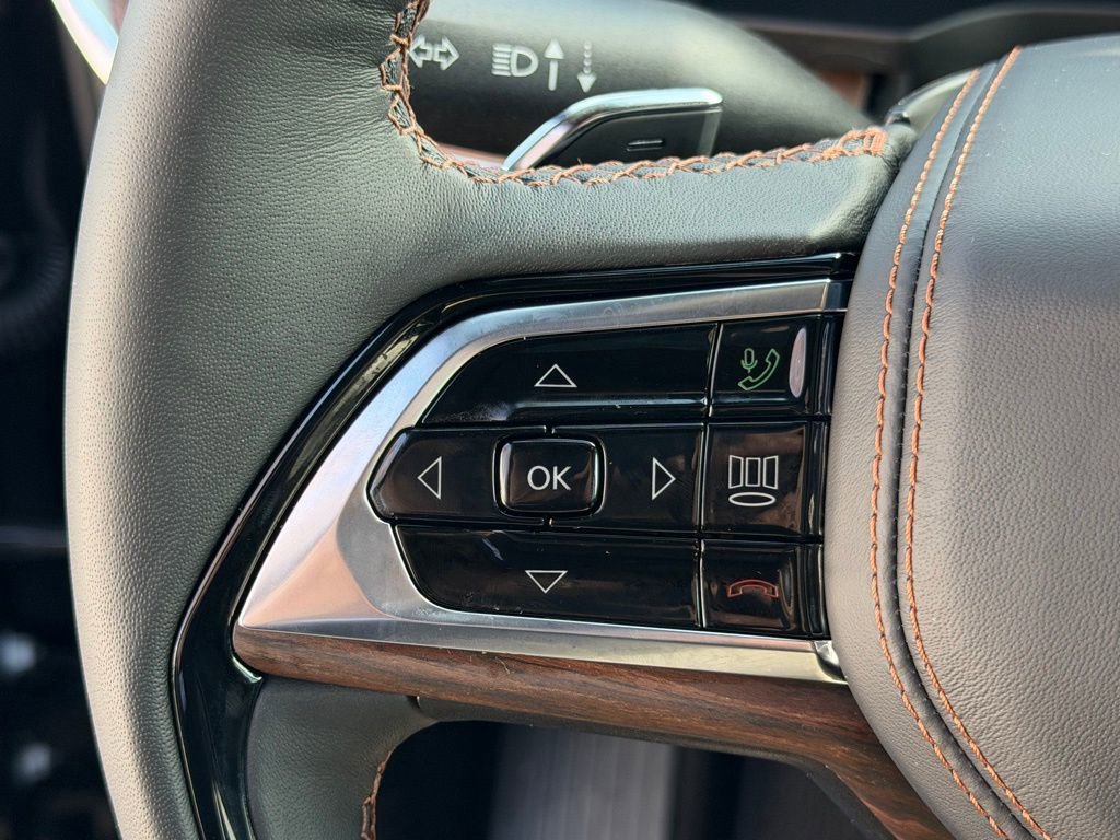 Certified 2025 Jeep Grand Cherokee Summit w/ Adv Protech Group IV image 24