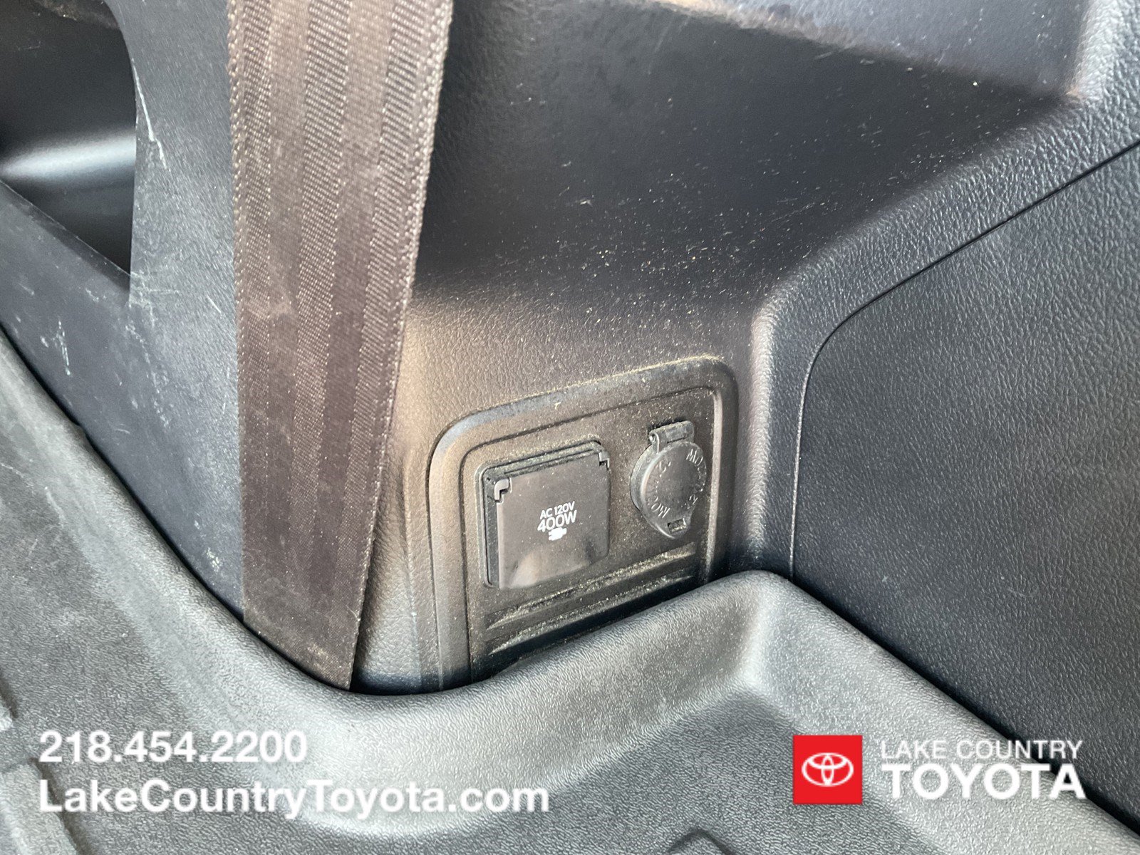 Used 2017 Toyota 4Runner SR5 Premium AWD/4WD image 11