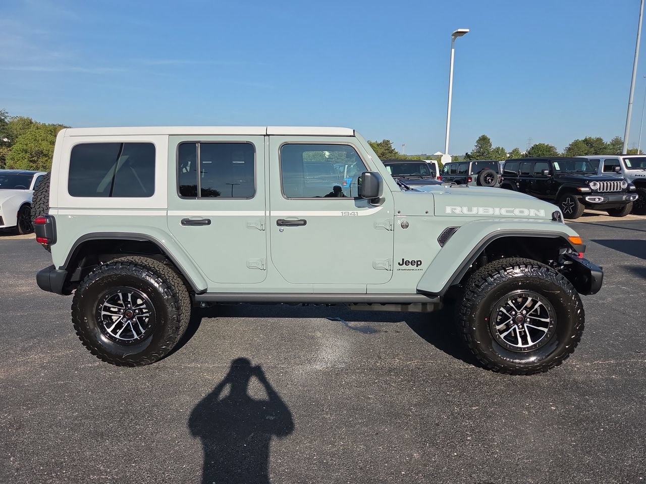 New 2027 Jeep Wrangler Unlimited Rubicon AWD/4WD image 32