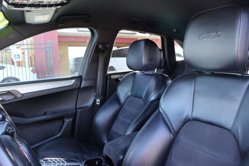 Used 2017 Porsche Macan GTS image 19