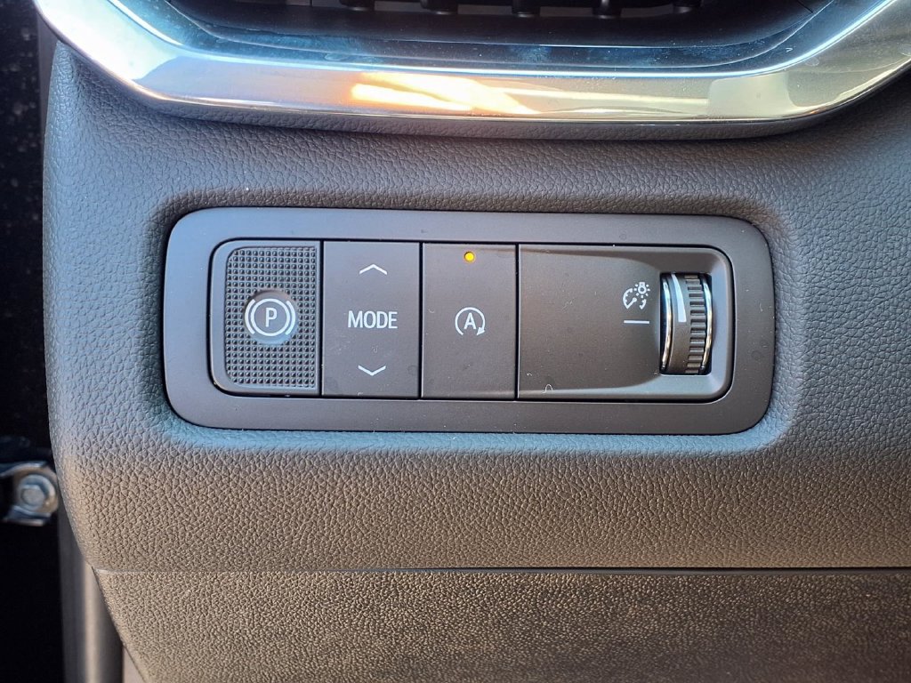 New 2027 GMC Acadia Elevation w/ Elevation Premium Package FWD image 7