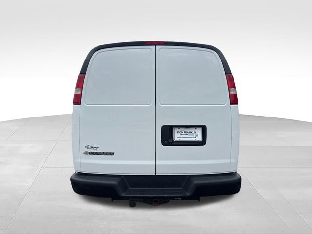 Used 2019 Chevrolet Express 2500 w/ Driver Convenience Package RWD image 4