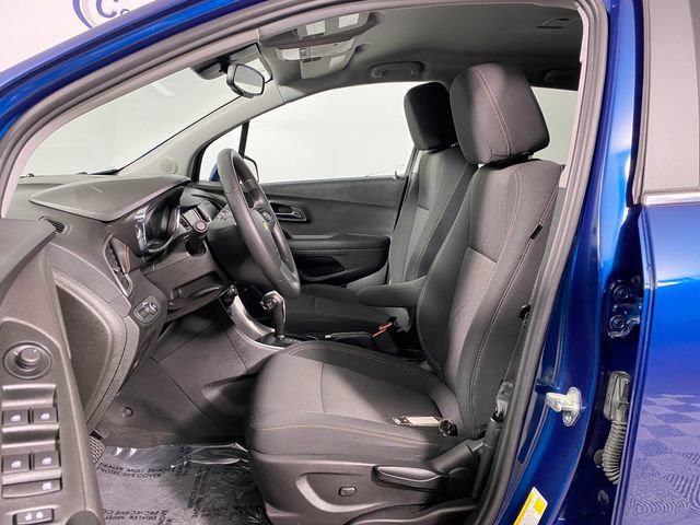 Used 2020 Chevrolet Trax LT AWD/4WD image 10