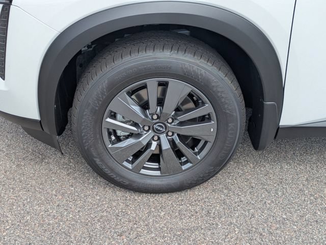 New 2026 Nissan Pathfinder SV FWD image 10